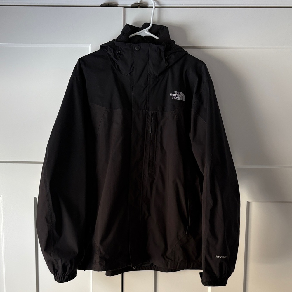 The North Face Men's Black Shell/ Raincoat